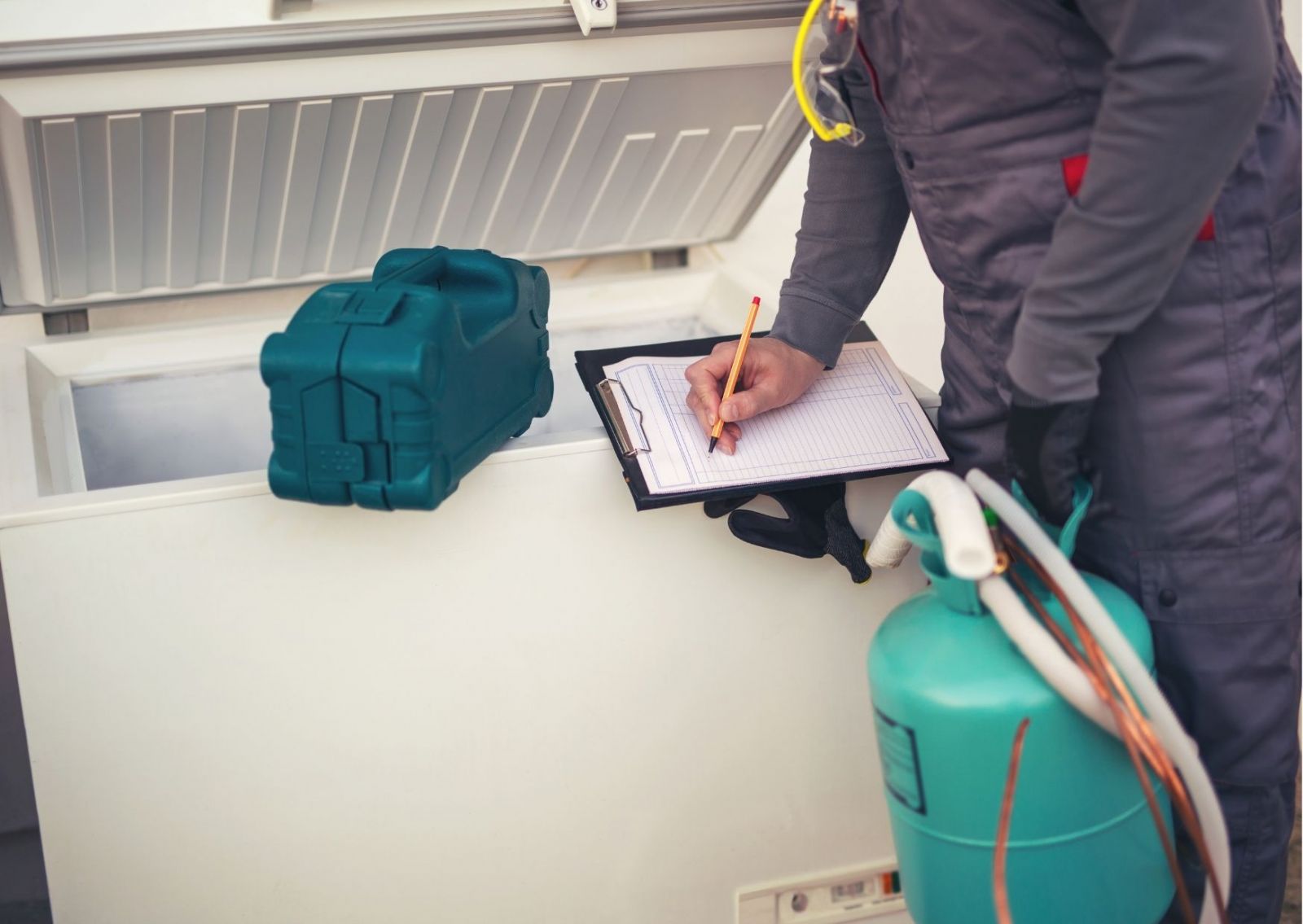 Bornova Arçelik Derin Dondurucu Servisi